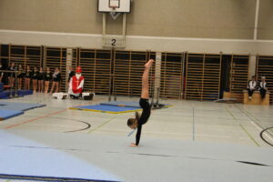 Handstand